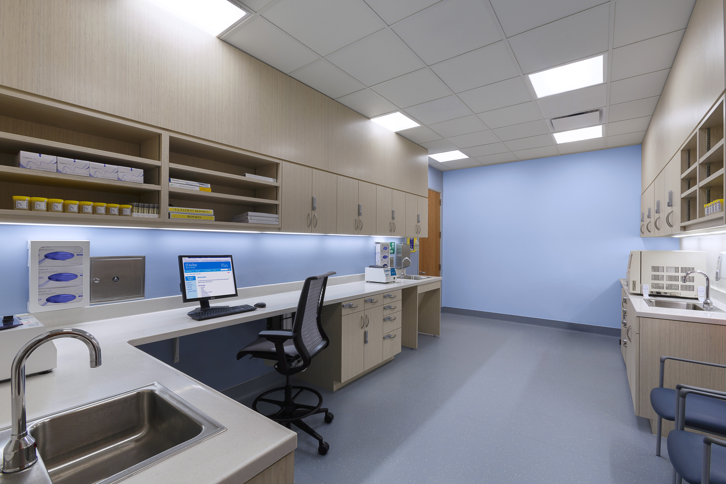 SAN DIEGO INFUSION CENTER